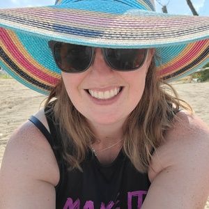 Meet your Posher, Jenn